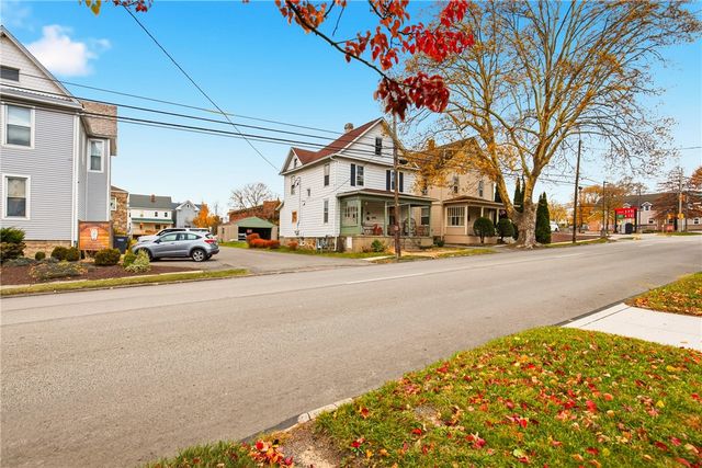 324 W Patriot Street, Somerset Boro, PA 15501