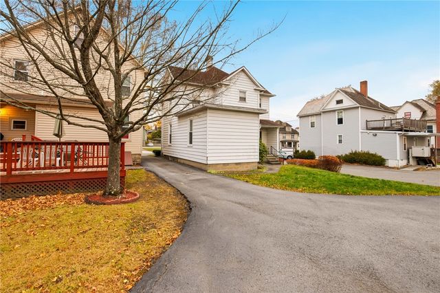 324 W Patriot Street, Somerset Boro, PA 15501