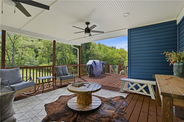2416 Magee Road Ext, Franklin Park, PA 15143