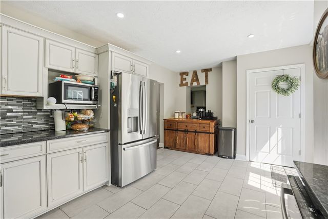 2416 Magee Road Ext, Franklin Park, PA 15143