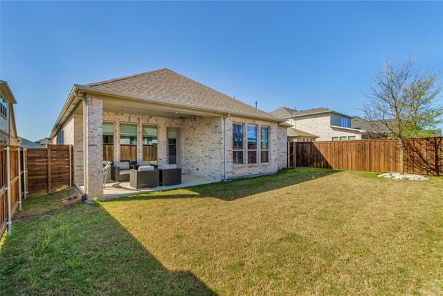 2819 Silver Leaf Drive, Northlake, TX 76226