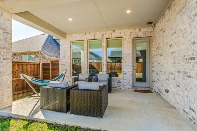 2819 Silver Leaf Drive, Northlake, TX 76226