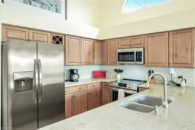 21580 Indian Bayou DR 582, Fort Myers Beach, FL 33931