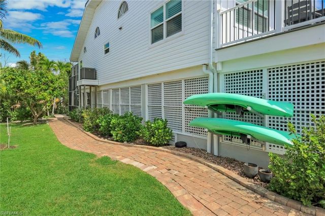 21580 Indian Bayou DR 582, Fort Myers Beach, FL 33931