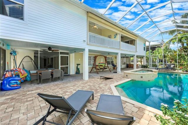 21580 Indian Bayou DR 582, Fort Myers Beach, FL 33931