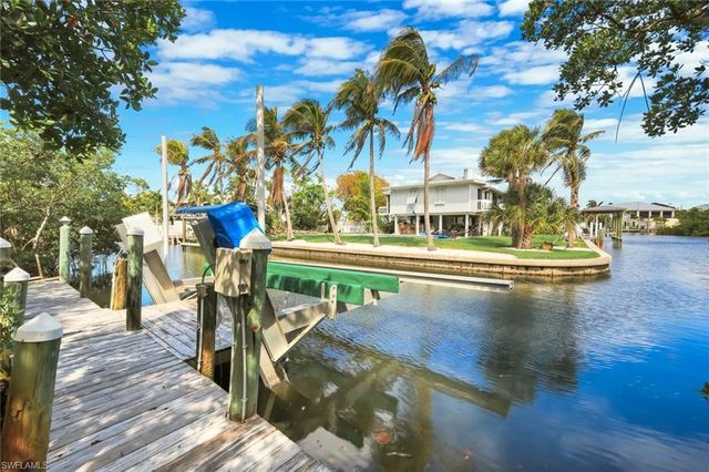21580 Indian Bayou DR 582, Fort Myers Beach, FL 33931