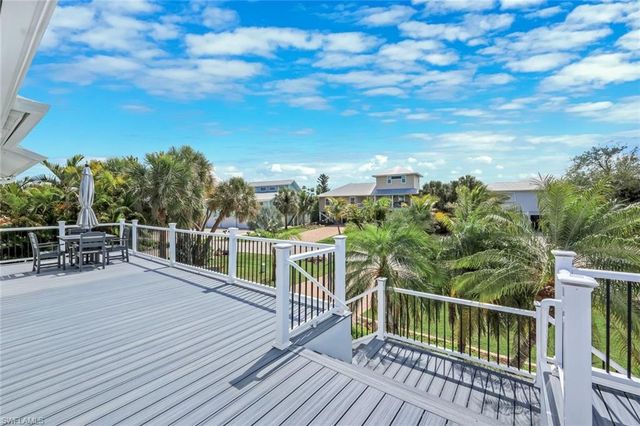 21580 Indian Bayou DR 582, Fort Myers Beach, FL 33931