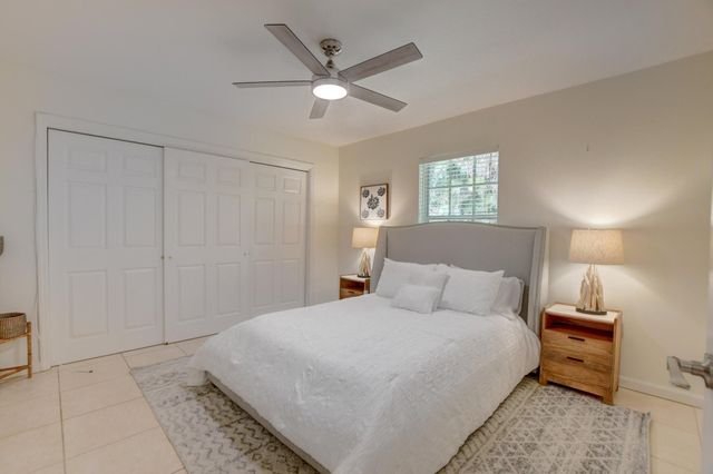 2177 SE 1st Street A, Boynton Beach, FL 33435