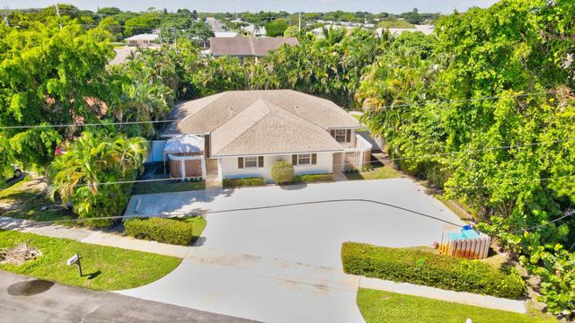 2177 SE 1st Street A, Boynton Beach, FL 33435