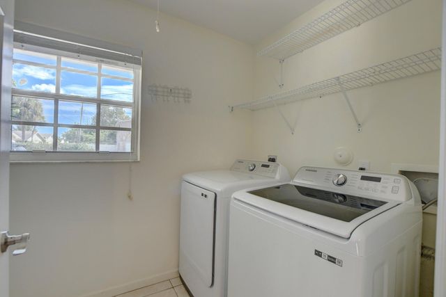 2177 SE 1st Street A, Boynton Beach, FL 33435