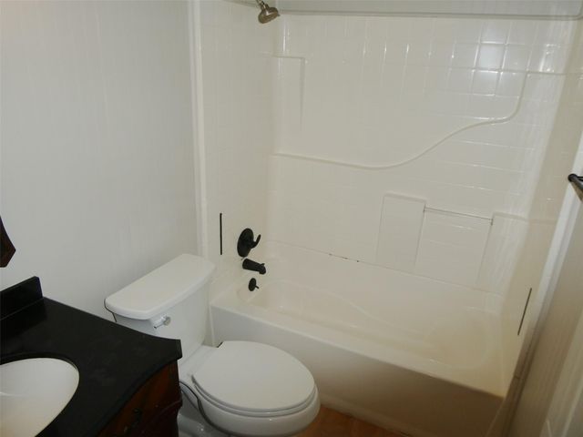 6718 SILVERMINE DR 103, Austin, TX 78736