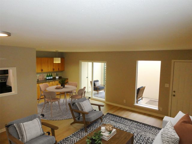 6718 SILVERMINE DR 103, Austin, TX 78736