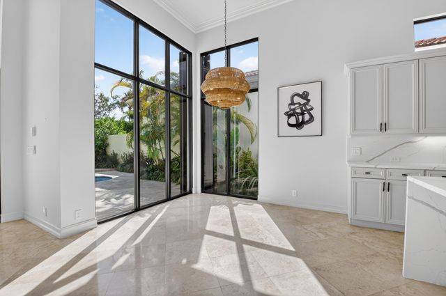 17921 Villa Club Way, Boca Raton, FL 33496