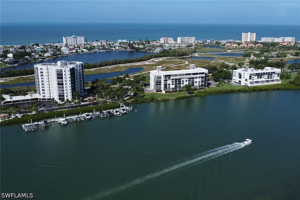 4198 BAY BEACH LN 113, Fort Myers Beach, FL 33931