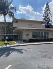1480 E Sample Rd 209, Pompano Beach, FL 33064