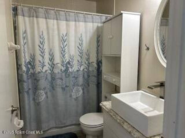 834 Wateroak Drive NE, Palm Bay, FL 32905