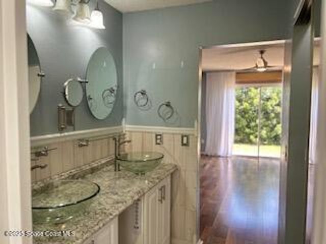834 Wateroak Drive NE, Palm Bay, FL 32905