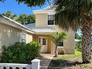 834 Wateroak Drive NE, Palm Bay, FL 32905