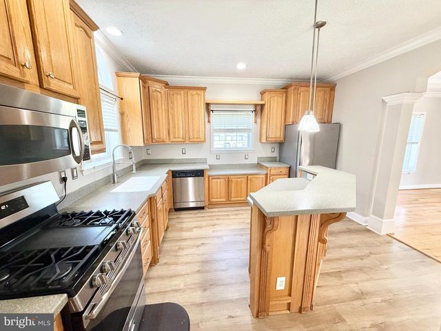 5 PERKINS LN, Stafford, VA 22554
