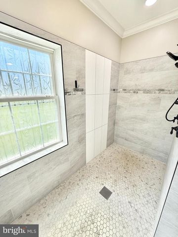5 PERKINS LN, Stafford, VA 22554