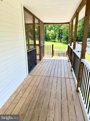 5 PERKINS LN, Stafford, VA 22554