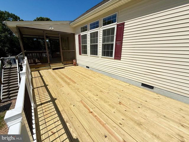 5 PERKINS LN, Stafford, VA 22554