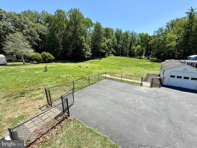 5 PERKINS LN, Stafford, VA 22554