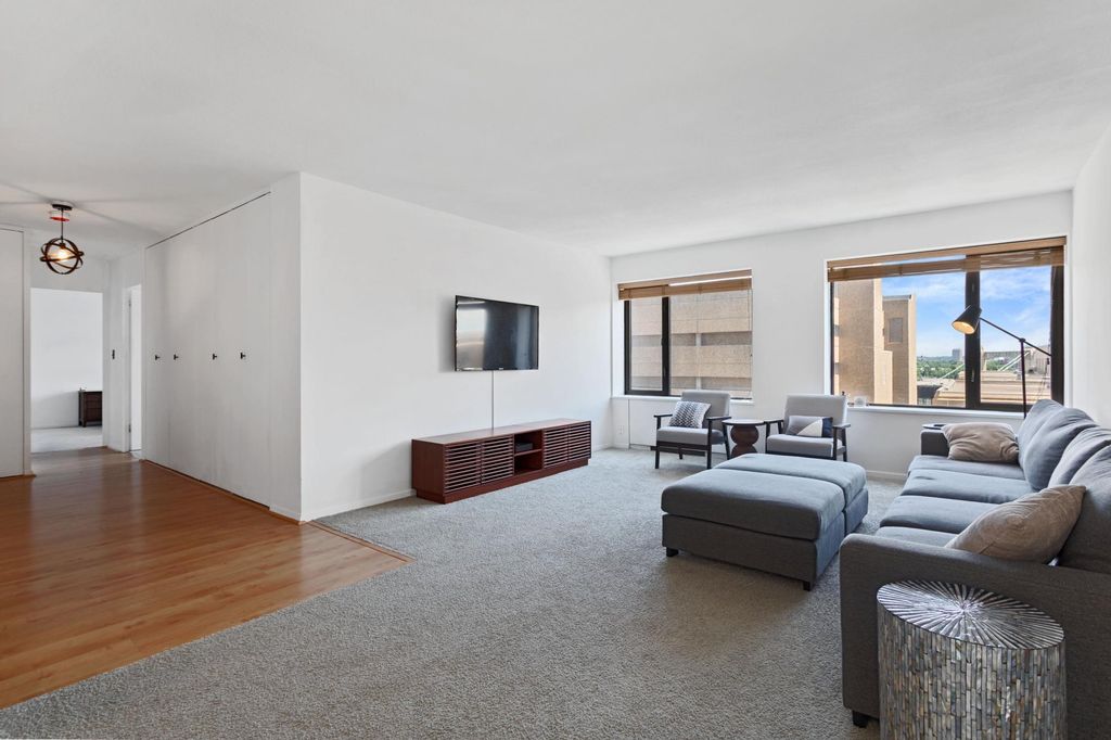 19 S 1st Street B802, Minneapolis, MN 55401 — exterior