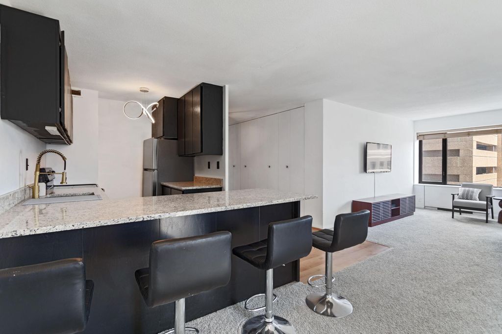 19 S 1st Street B802, Minneapolis, MN 55401 — photo 2