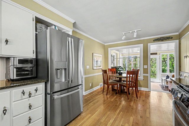 2335 Breton Road SE, Grand Rapids, MI 49546