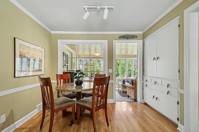 2335 Breton Road SE, Grand Rapids, MI 49546
