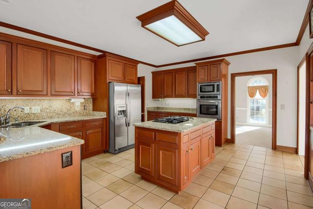 1402 Bromley Drive NE, Snellville, GA 30078