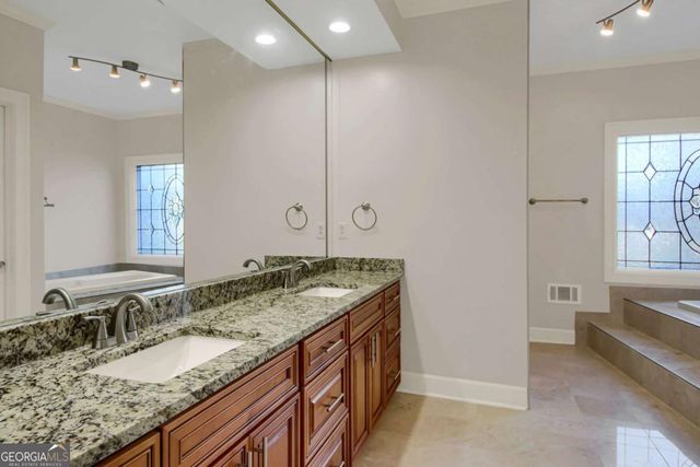 1402 Bromley Drive NE, Snellville, GA 30078