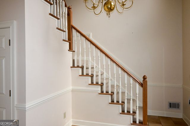 1402 Bromley Drive NE, Snellville, GA 30078