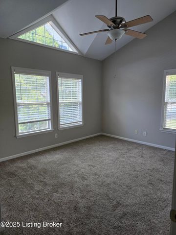 1110 Westlynne Pl UNIT 5, Louisville, KY 40222