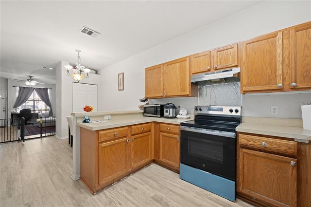 3901 SW 20TH AVENUE 609, Gainesville, FL 32607