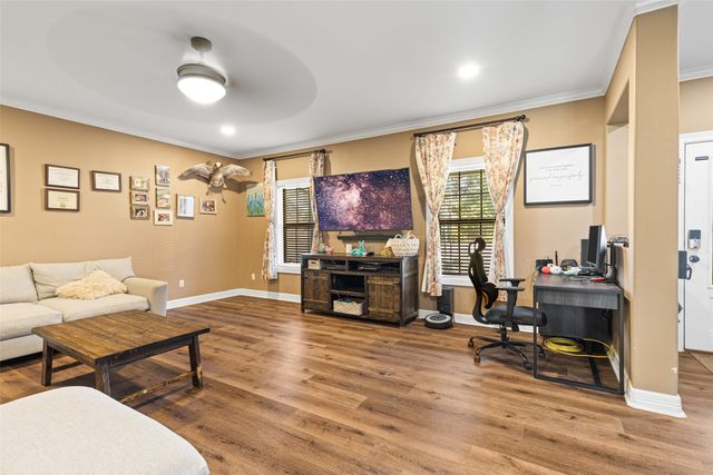 124 Woodpecker Road, Gladewater, TX 75647