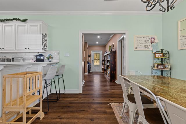 124 Woodpecker Road, Gladewater, TX 75647