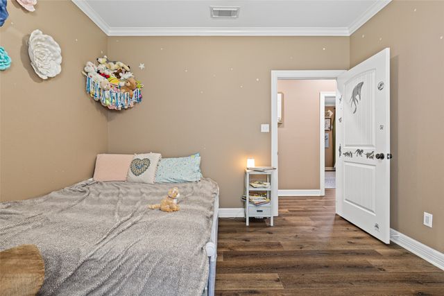 124 Woodpecker Road, Gladewater, TX 75647