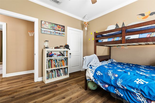 124 Woodpecker Road, Gladewater, TX 75647