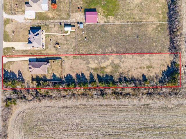 303 County Road 2748, Caddo Mills, TX 75135