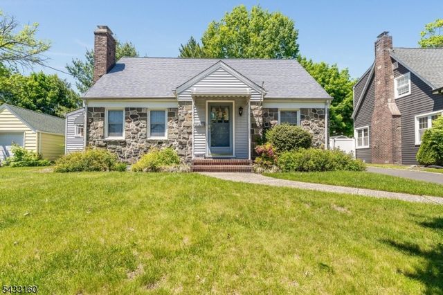 230 Swarthmore Rd, Linden City, NJ 07036