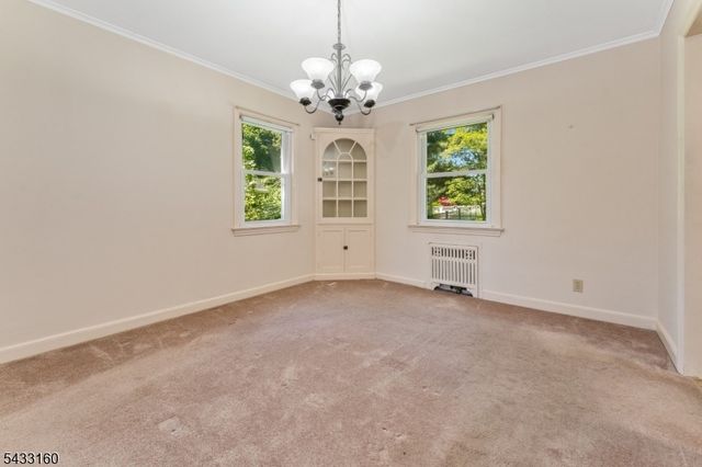 230 Swarthmore Rd, Linden City, NJ 07036