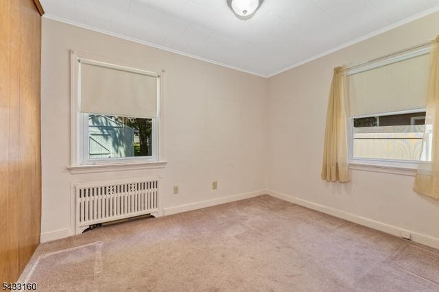 230 Swarthmore Rd, Linden City, NJ 07036