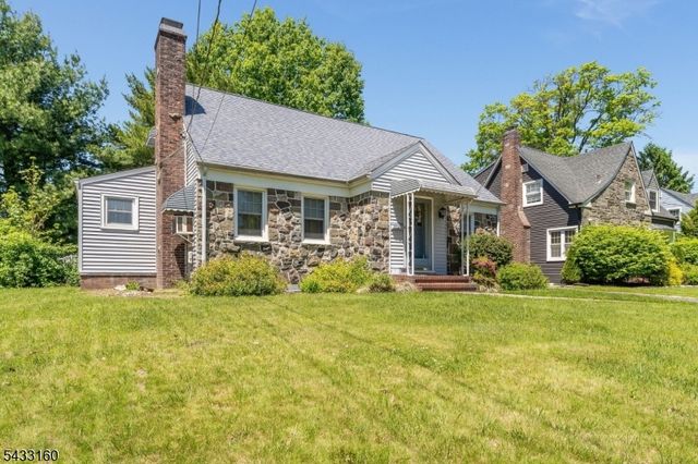 230 Swarthmore Rd, Linden City, NJ 07036