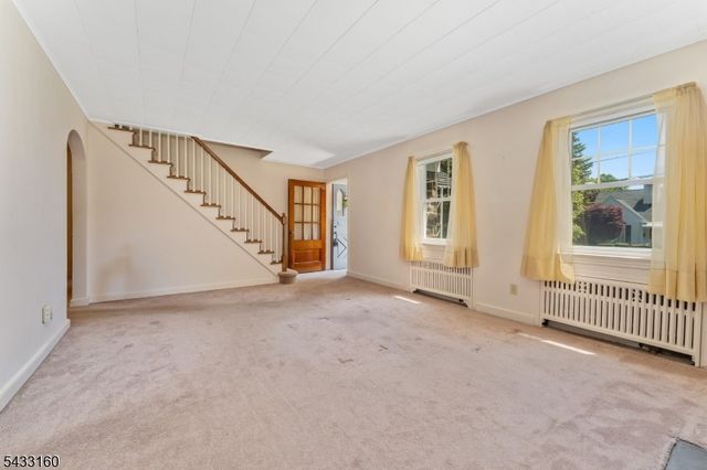 230 Swarthmore Rd, Linden City, NJ 07036