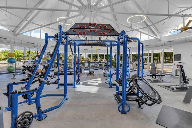 600 Three Islands Blvd 618, Hallandale Beach, FL 33009