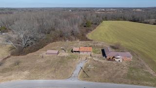 125 McGeehee Rd, Elora, TN 37328