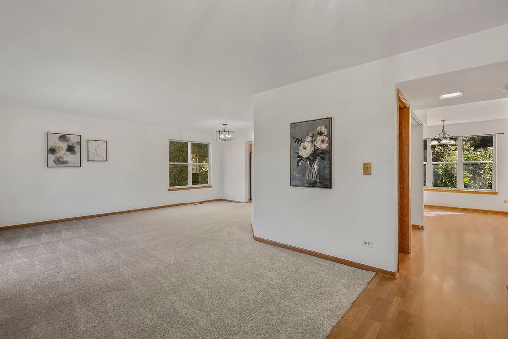 449 S Pershing Avenue, Mundelein, IL 60060 — photo 3