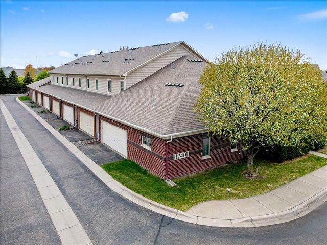 12401 Flanders Court NE C, Blaine, MN 55449